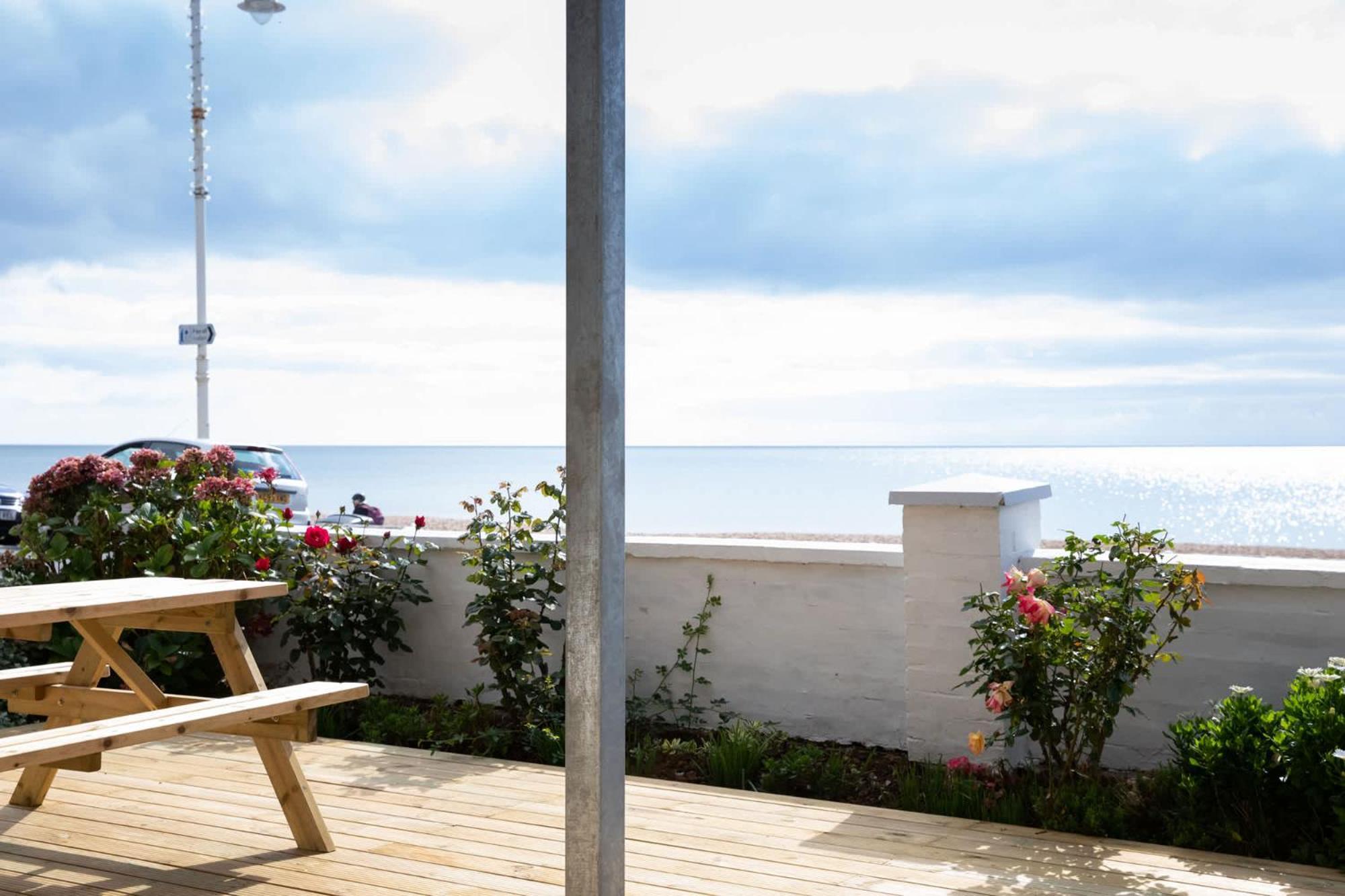Absolute Beachfront With Decked Garden Oasis And Views Богнър Реджис Екстериор снимка